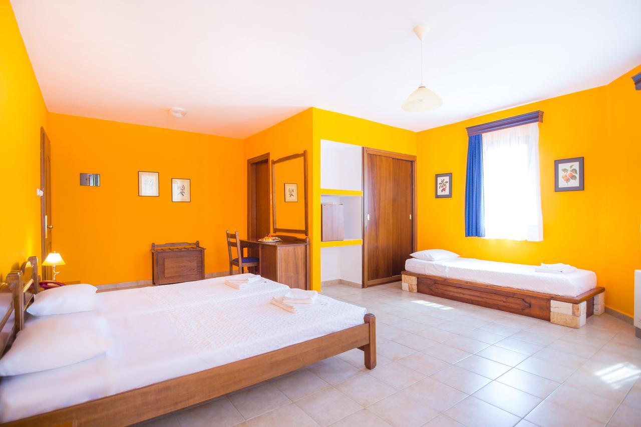 فندق Maróniaفي  Filosxenia Roxani Country House المظهر الخارجي الصورة