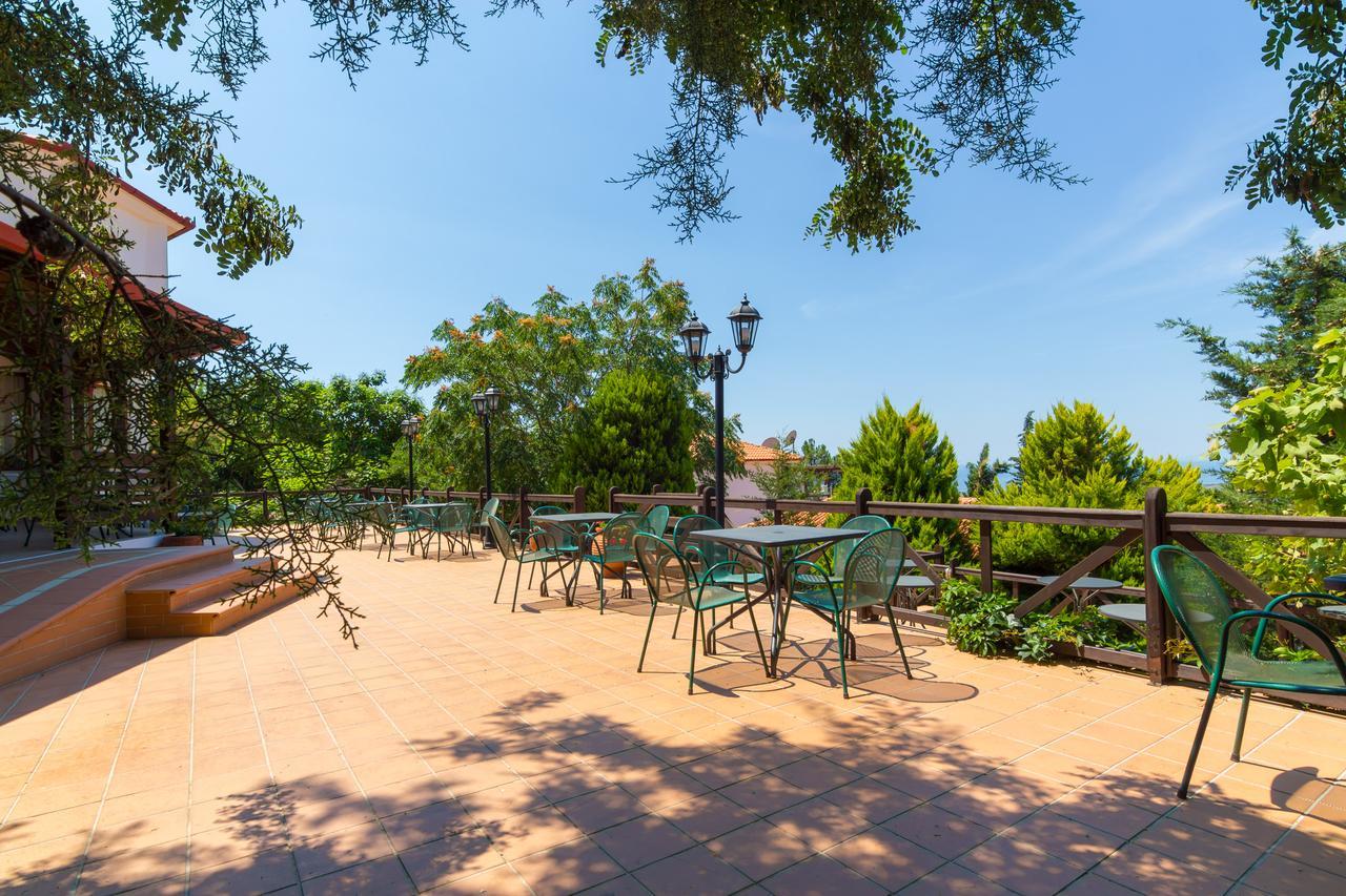 فندق Maróniaفي  Filosxenia Roxani Country House المظهر الخارجي الصورة