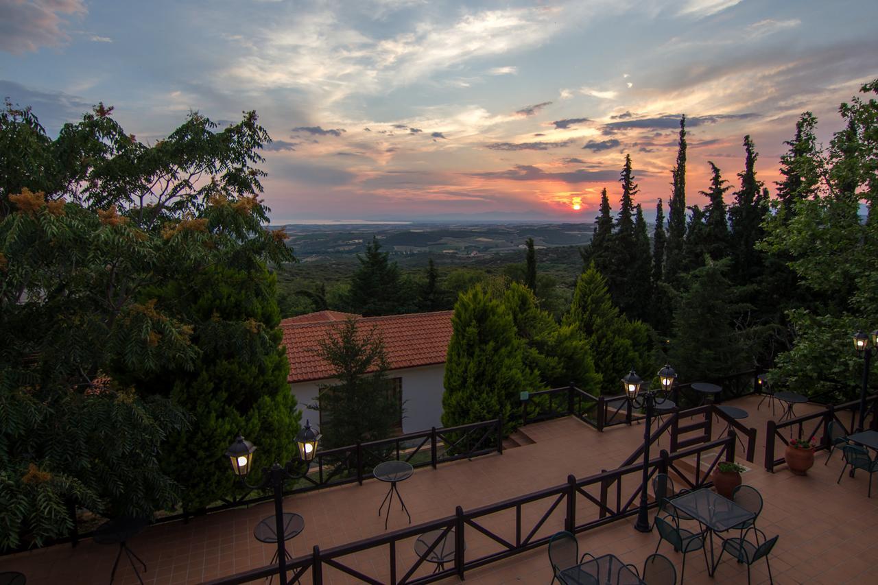 فندق Maróniaفي  Filosxenia Roxani Country House المظهر الخارجي الصورة